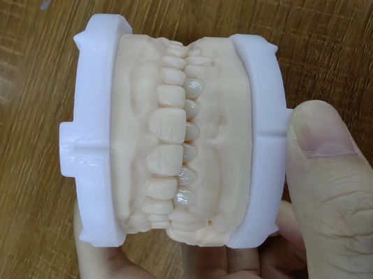 comprar Casos de implantes de plástico para alta durabilidade no armazenamento e transporte de implantes dentários de longa duração online manufacture
